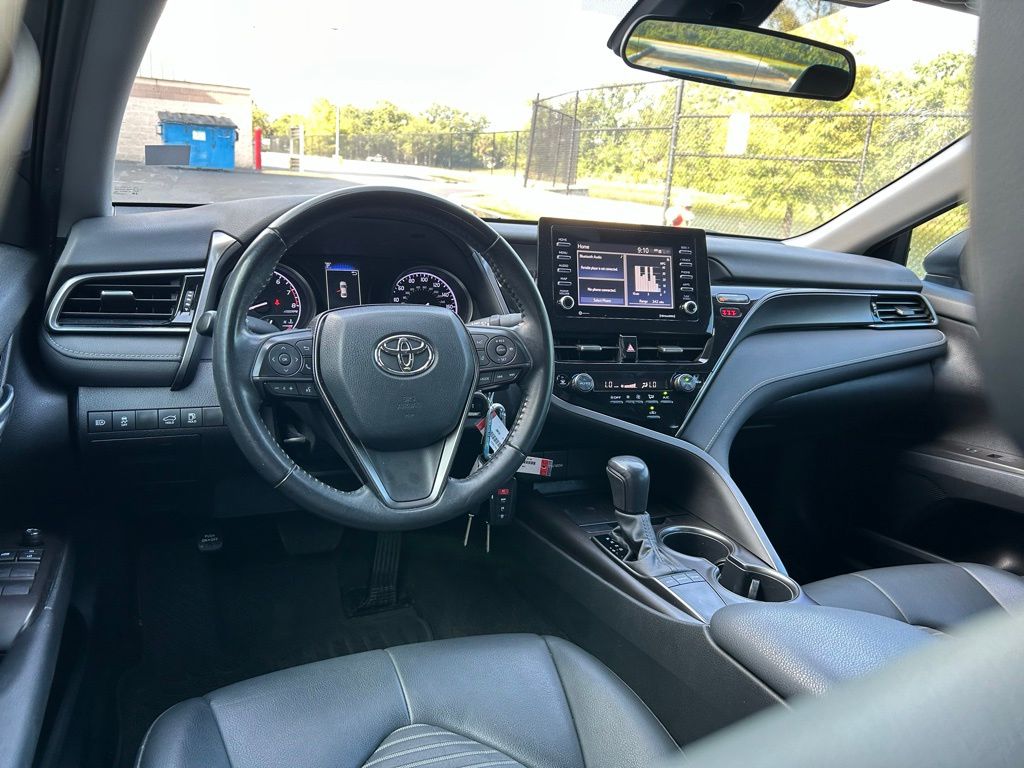 2022 Toyota Camry SE 12