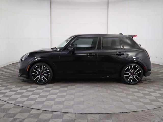 Thumbnail: 2026 MINI Cooper - 8