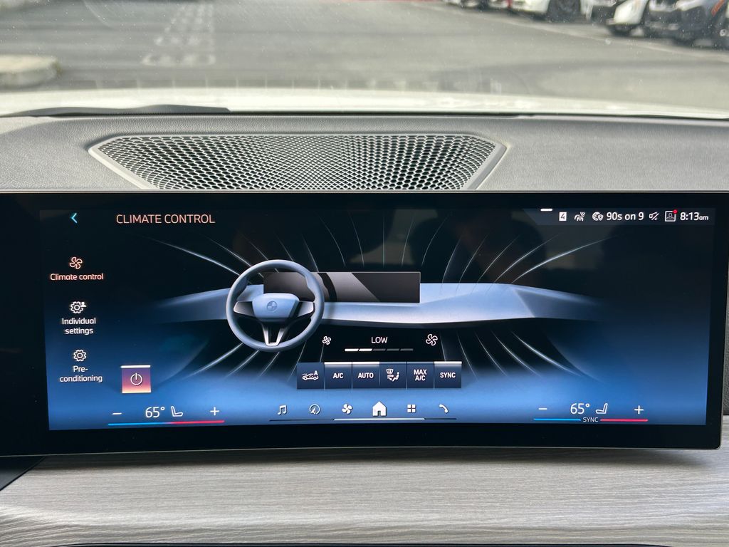 Thumbnail: 2025 BMW i4 - 24