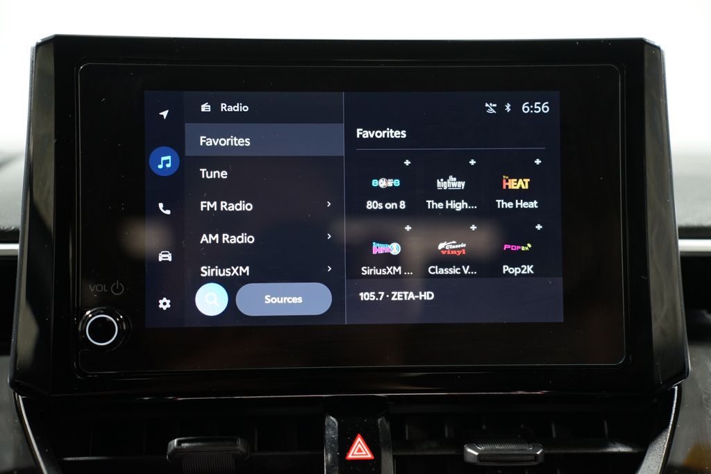 2025 Toyota Corolla SE 18