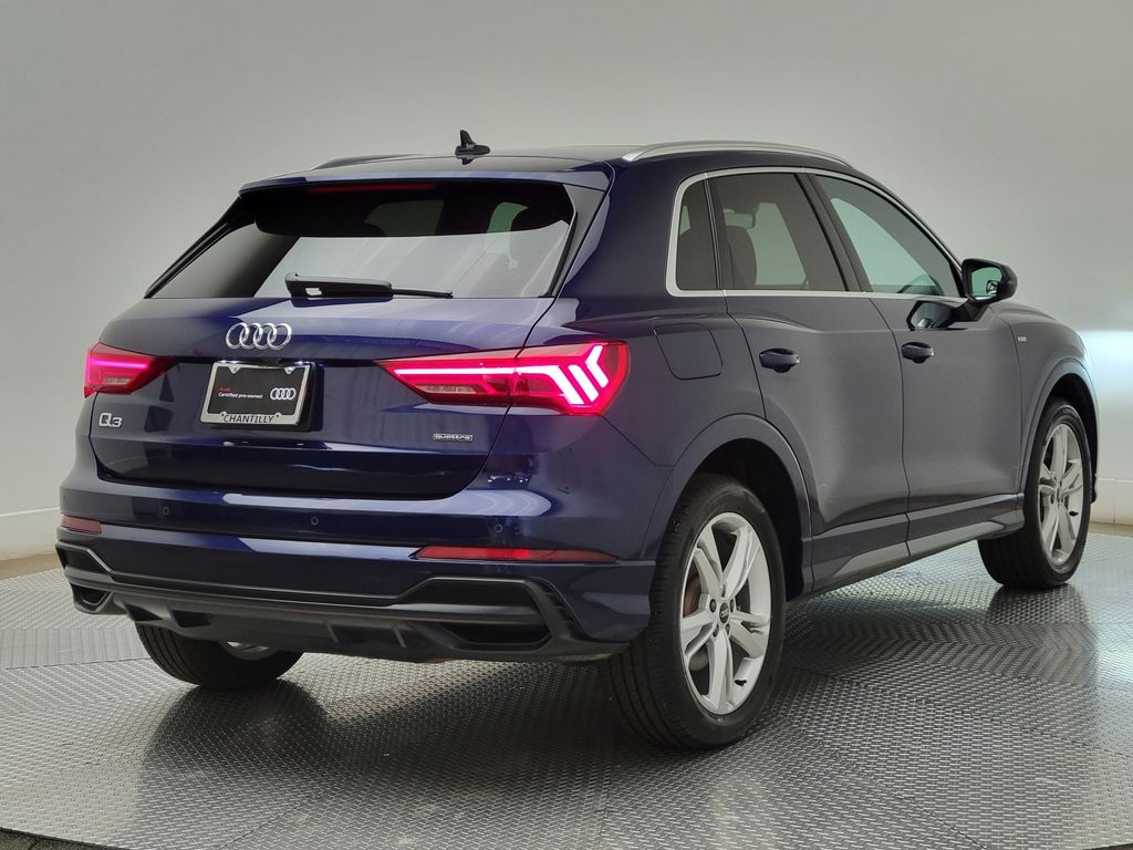 Thumbnail: 2022 Audi Q3 - 5