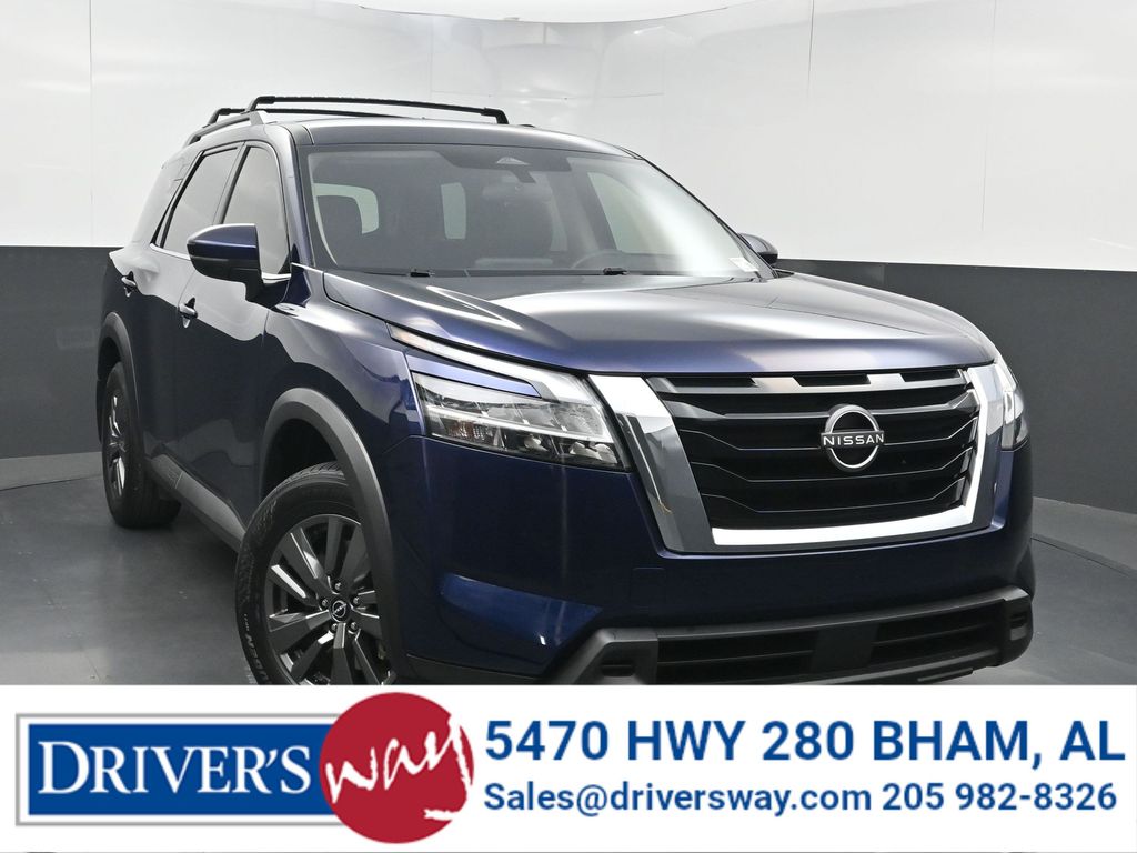 2022 Nissan Pathfinder SV FWD