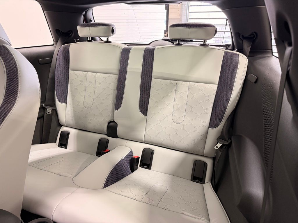 Thumbnail: 2026 MINI Cooper - 19