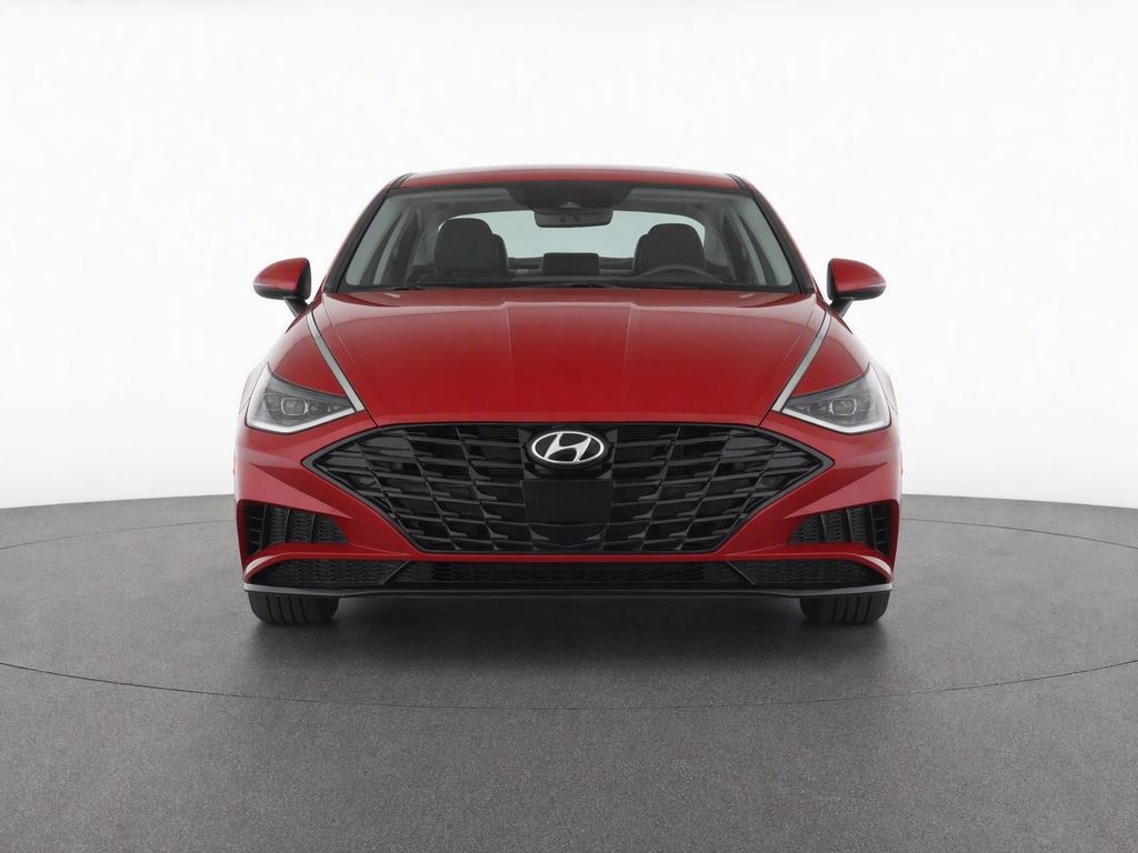 Used 2023 Red Hyundai SEL image 5
