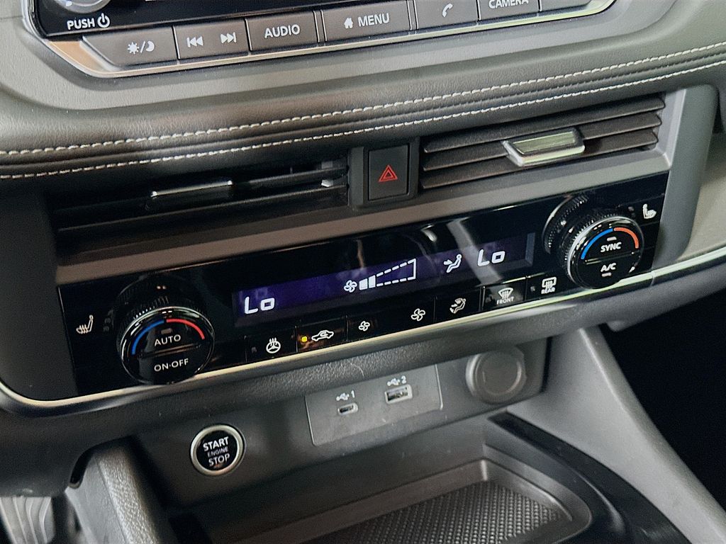 2023 Nissan Rogue SV 15
