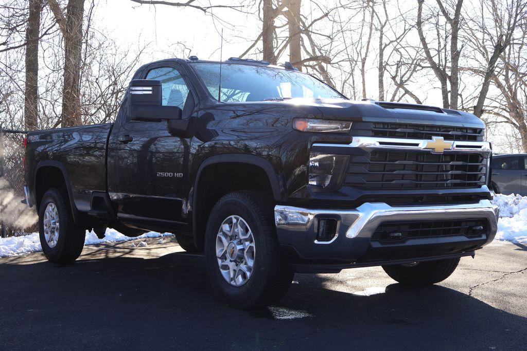 2025 Chevrolet Silverado 2500 LT 10