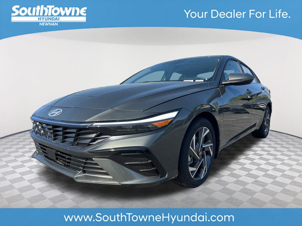 2025 Hyundai Elantra Hybrid Limited FWD