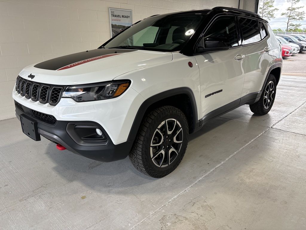 2025 Jeep Compass Trailhawk 4X4's photo