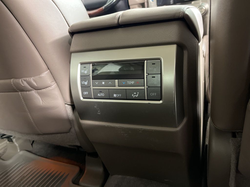 Thumbnail: 2017 Lexus GX - 9