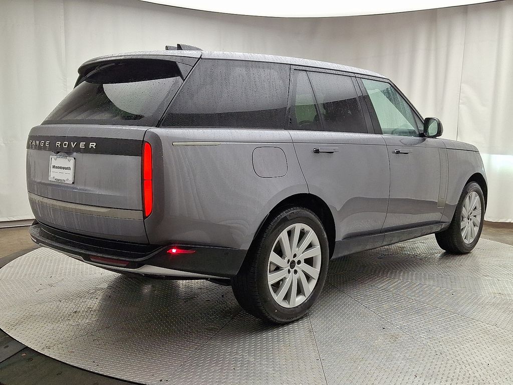 Thumbnail: 2026 Land Rover Range Rover - 3