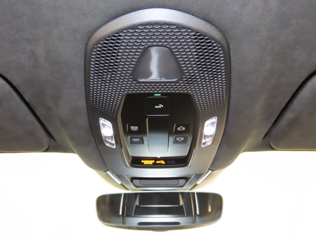 Thumbnail: 2025 Porsche  - 32