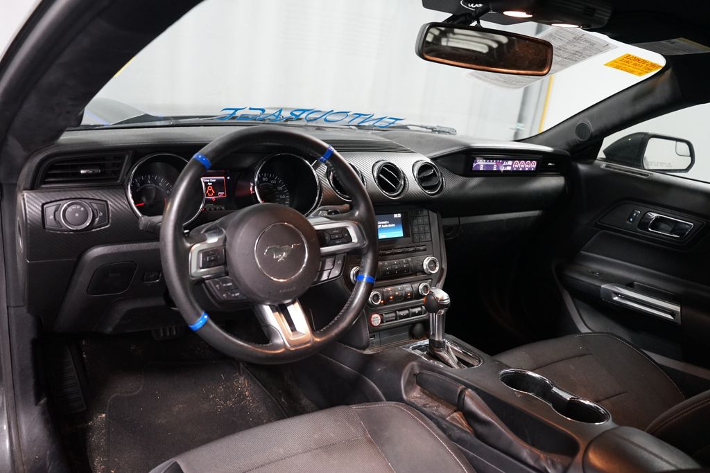 Thumbnail: 2017 Ford Mustang - 7