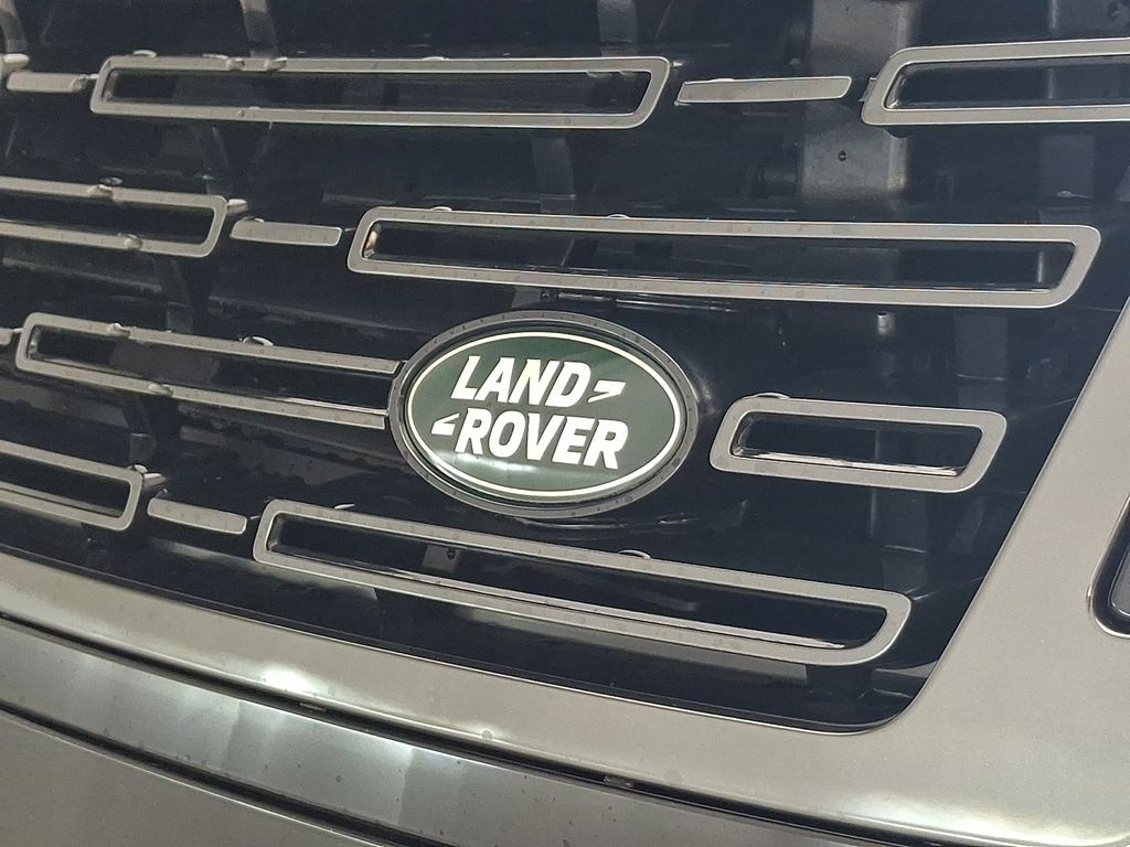 Thumbnail: 2026 Land Rover Range Rover - 22