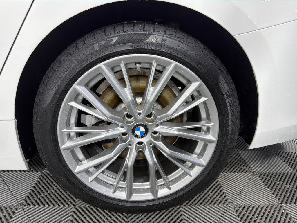 Thumbnail: 2023 BMW 3 Series - 9