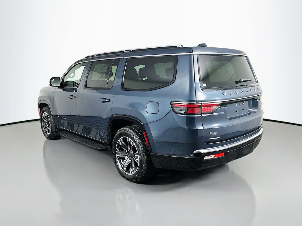 Used 2023 Gray Jeep Base image 5