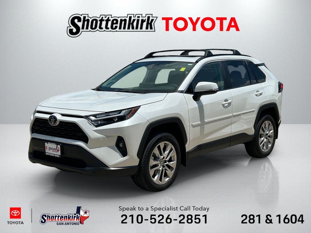 2025 Toyota RAV4 XLE Premium FWD's photo