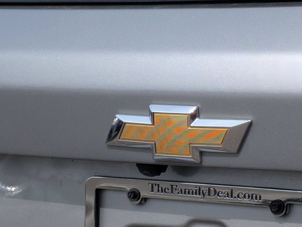 2025 Chevrolet Equinox LT - Photo 9