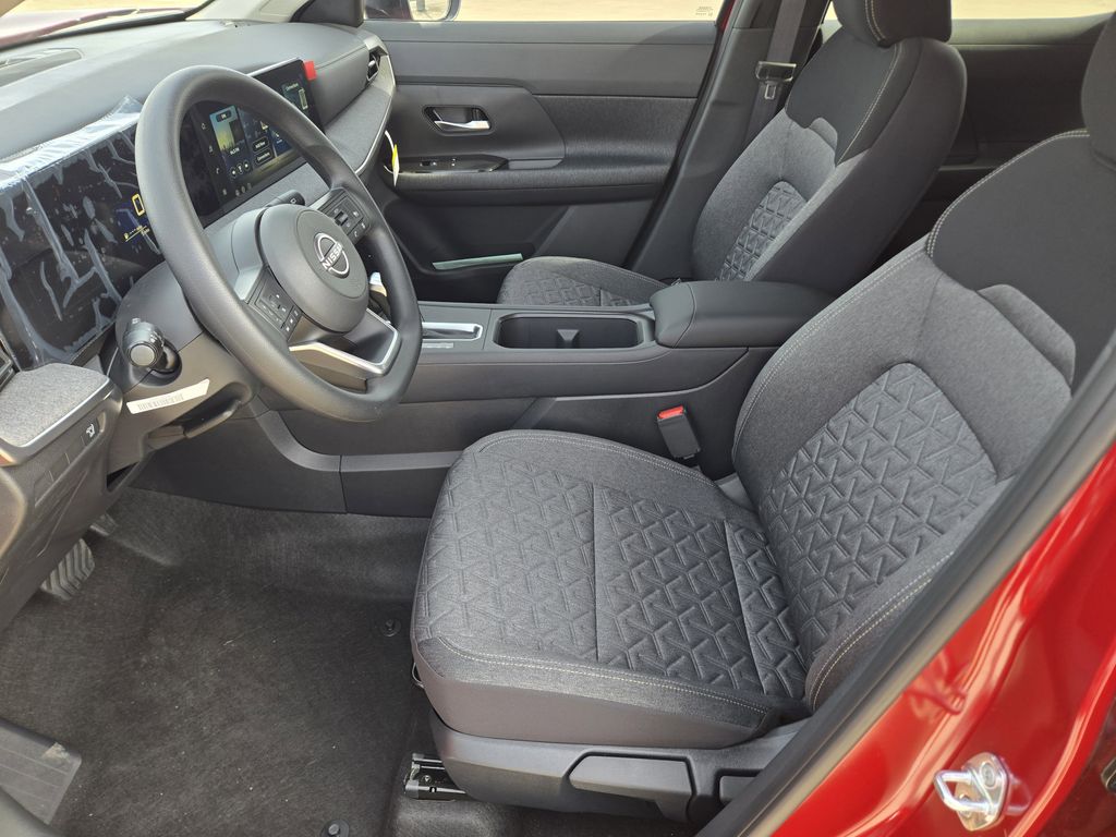 2026 Nissan Kicks SV - 7