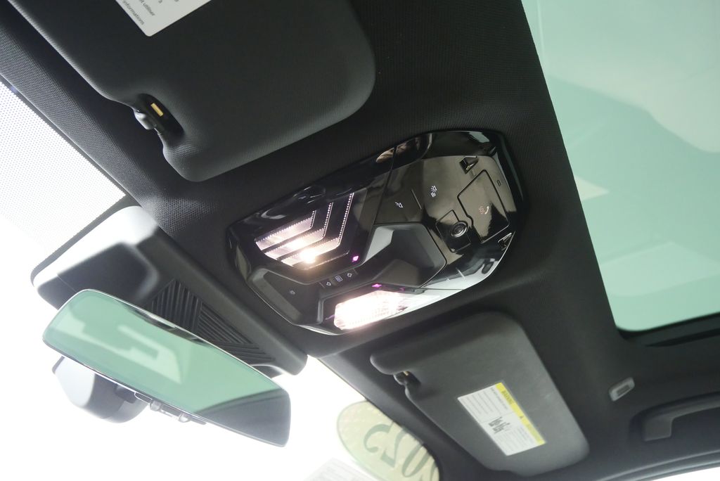 Thumbnail: 2025 BMW X3 - 22