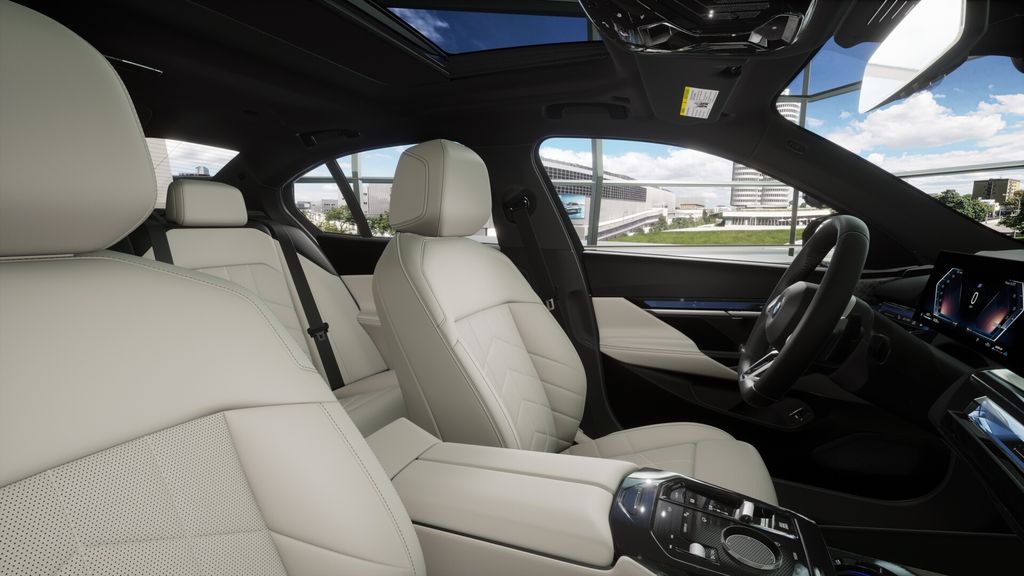 Thumbnail: 2026 BMW 5 Series - 9