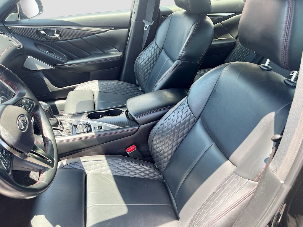 Used 2022 Black INFINITI Red Sport 400 image 22
