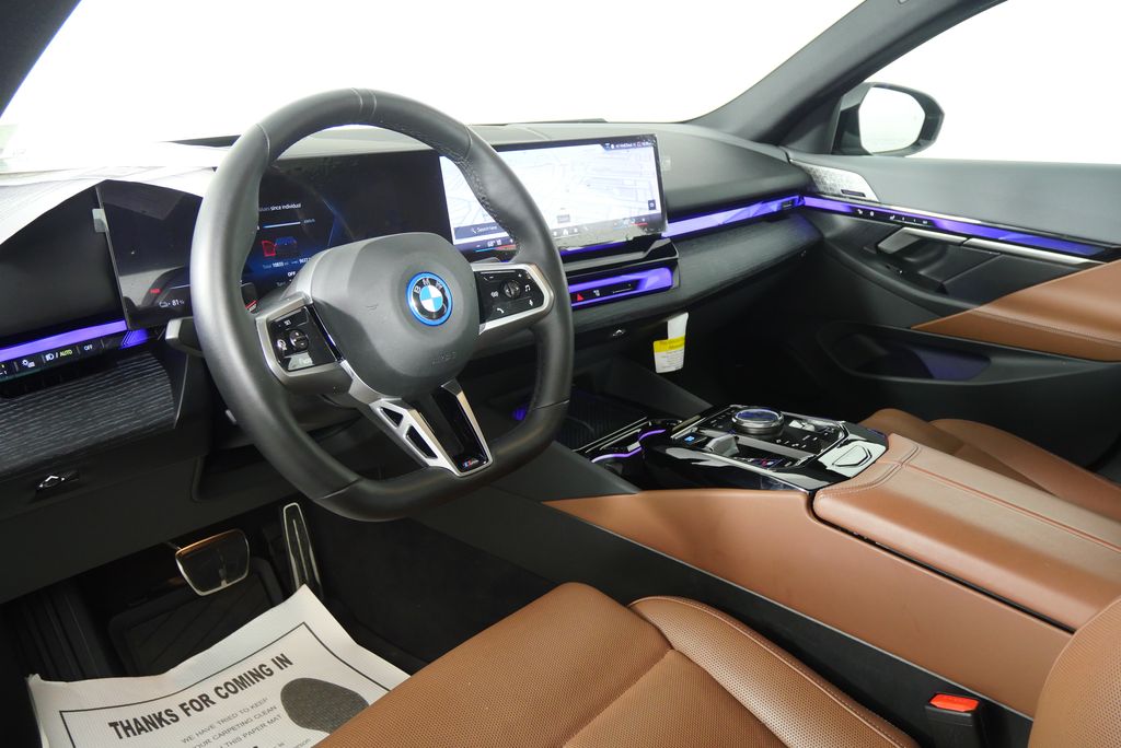 2025 BMW i5 xDrive40 13
