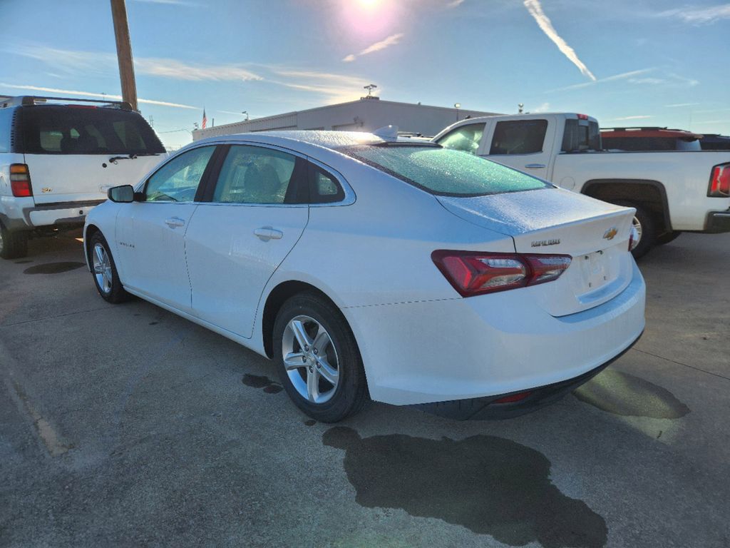 2022 Chevrolet Malibu LT 3