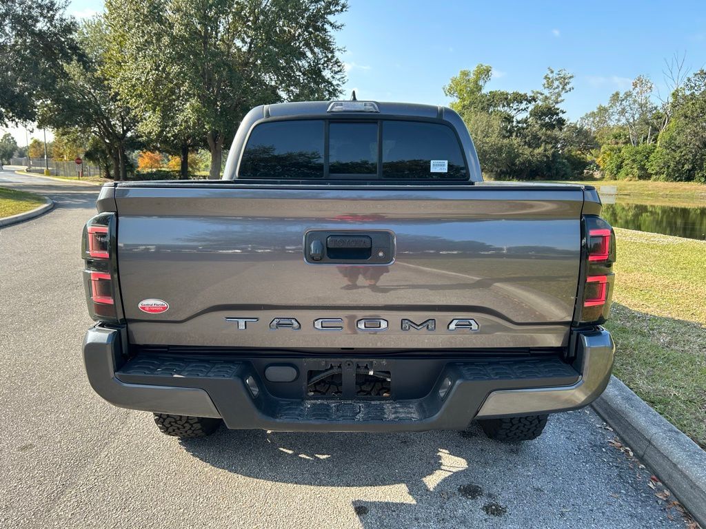 Thumbnail: 2018 Toyota Tacoma - 4