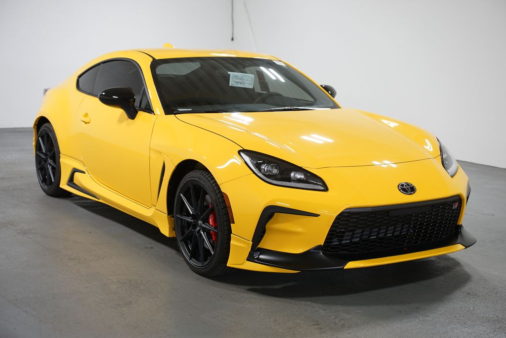 Thumbnail: 2026 Toyota GR86 - 3