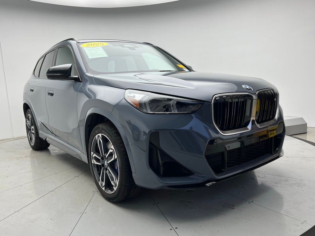 Thumbnail: 2025 BMW X1 - 2