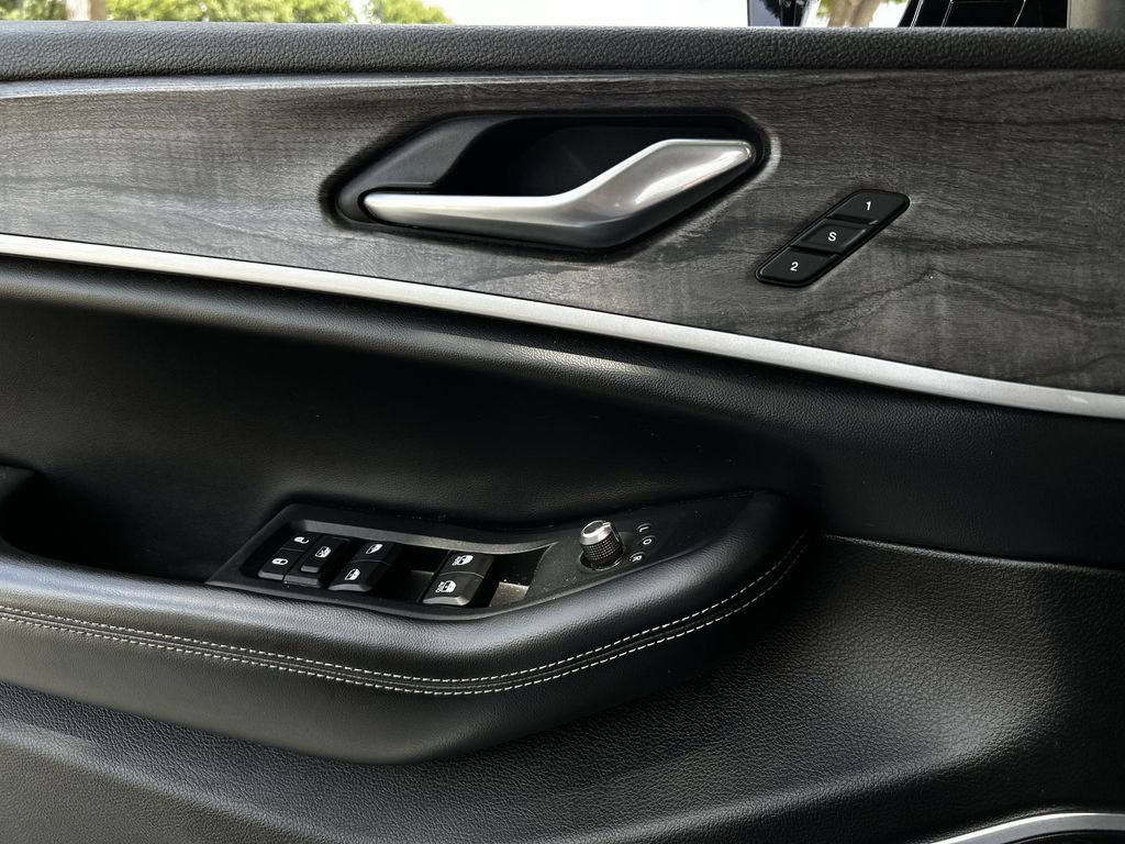 car-gallery-27