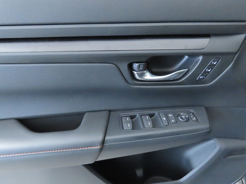 2025 Honda CR-V Sport-L 23