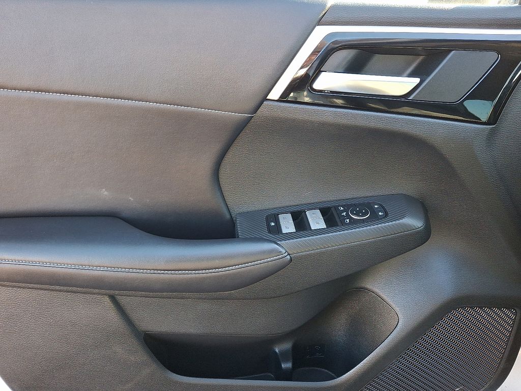 used 2023 Mitsubishi Outlander car, priced at $21,502