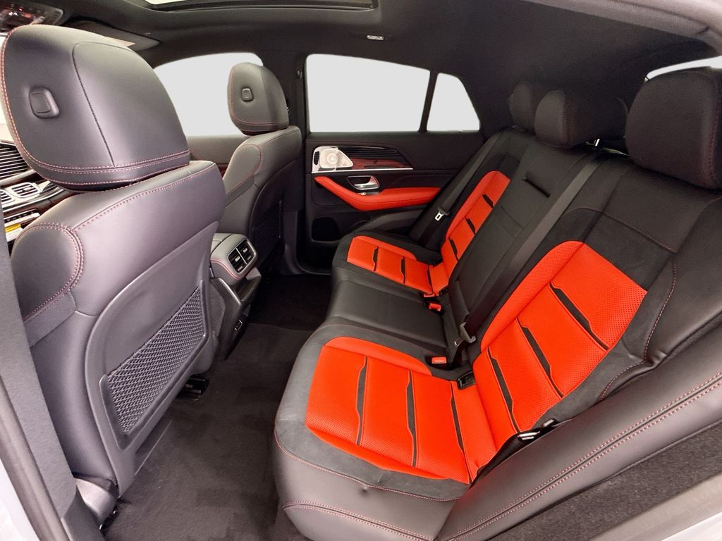 Thumbnail: 2026 Mercedes-Benz GLE - 21