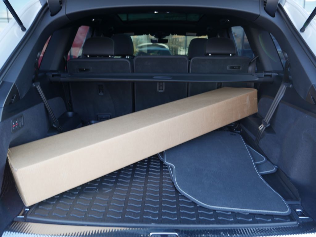 Thumbnail: 2025 Audi Q7 - 25