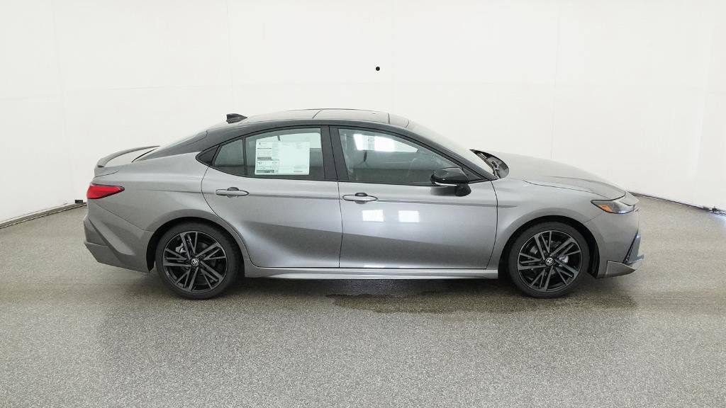 Thumbnail: 2025 Toyota Camry - 21