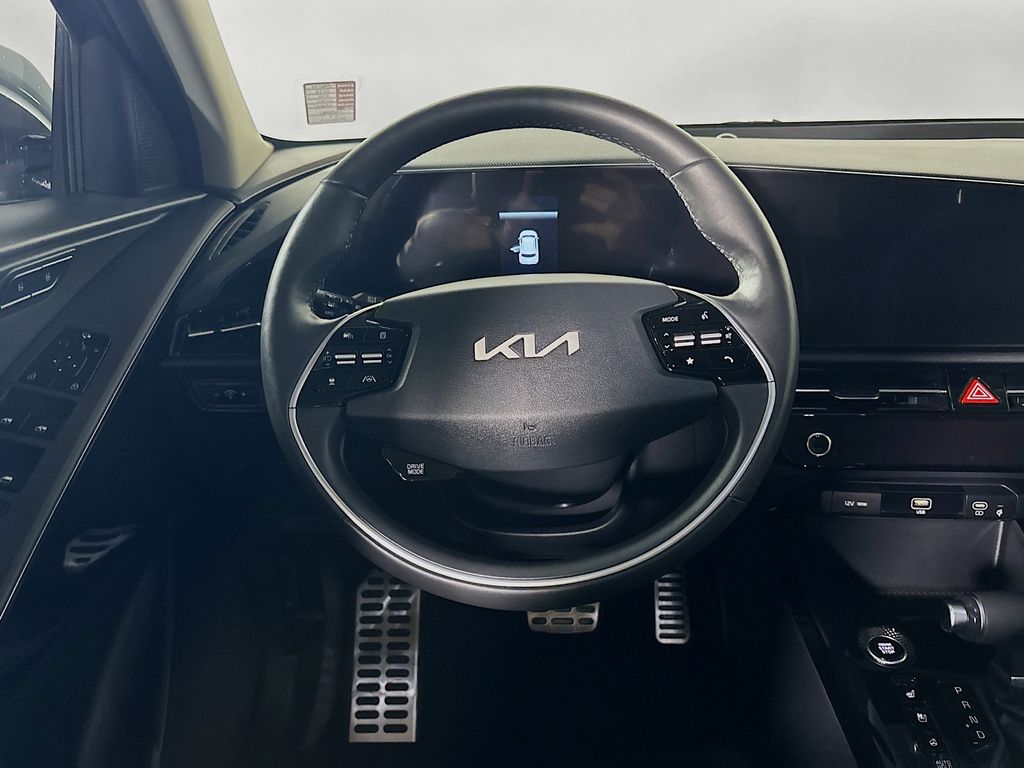 2023 Kia Niro SX Touring