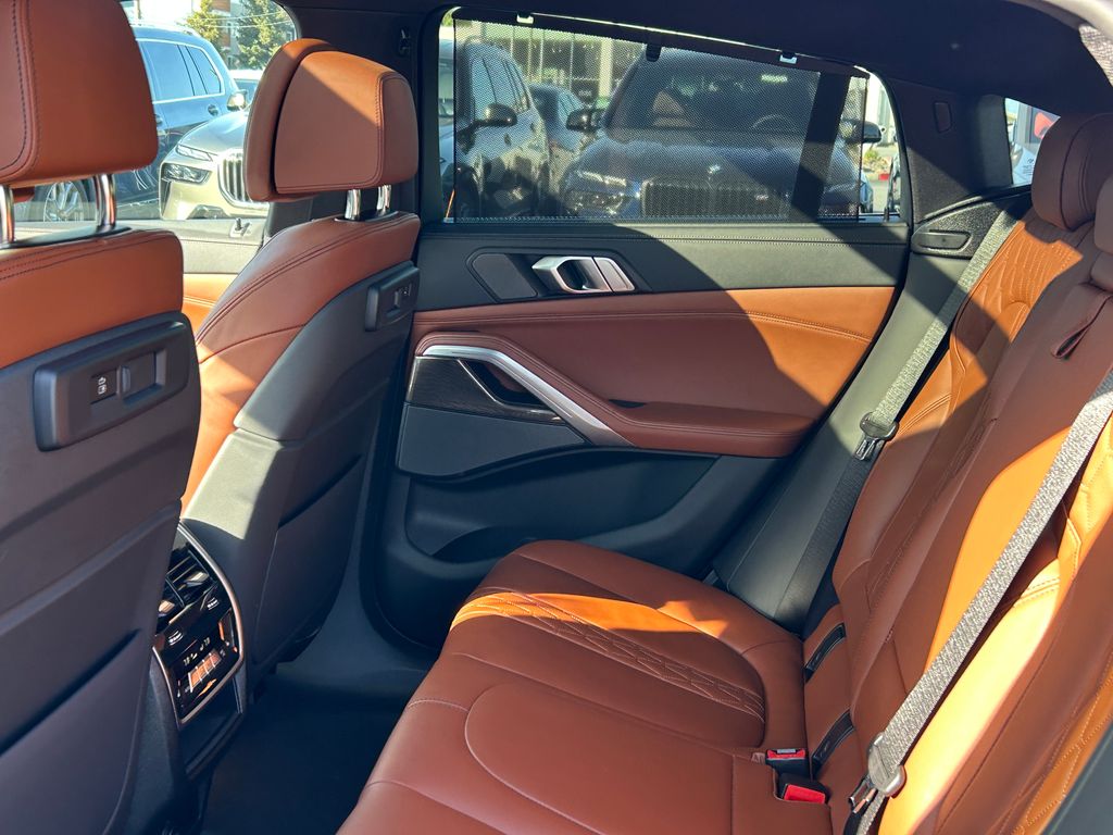 2023 BMW X6 xDrive40i 29