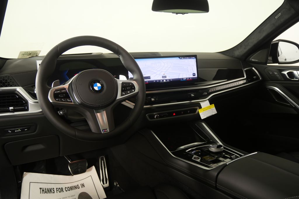 Thumbnail: 2027 BMW X6 - 16