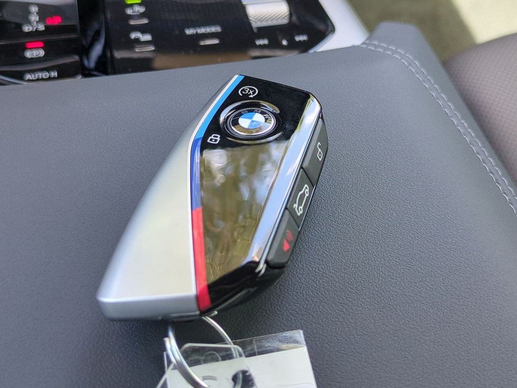 New 2026 Gray BMW 30 xDrive image 30