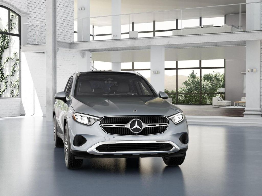 Thumbnail: 2027 Mercedes-Benz GLC - 8