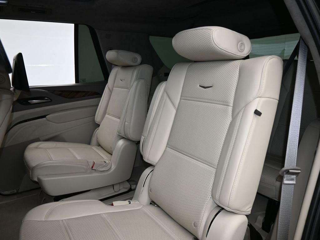 Used 2021 Black Raven Cadillac Sport Platinum image 47