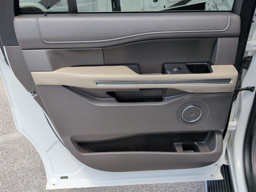 2021 Ford Expedition Max XLT White at Toyota of Victoria