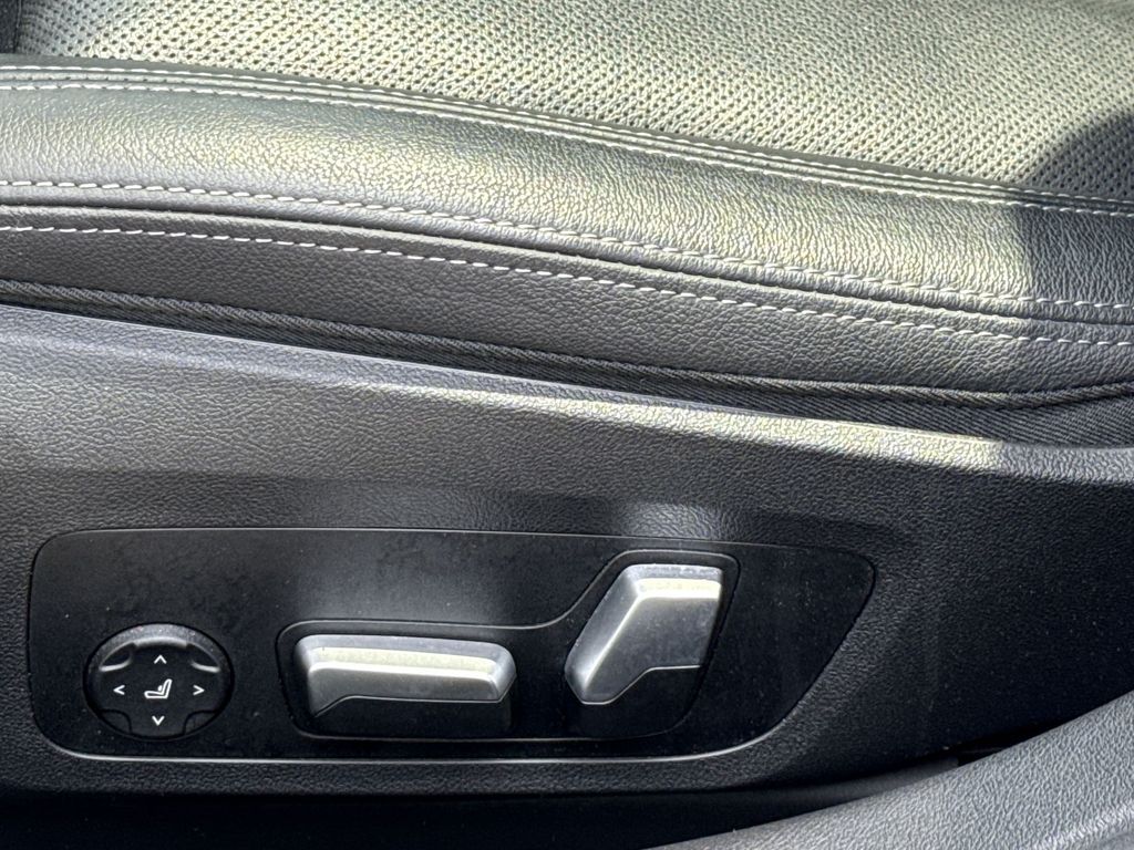 Thumbnail: 2024 BMW 4 Series - 3