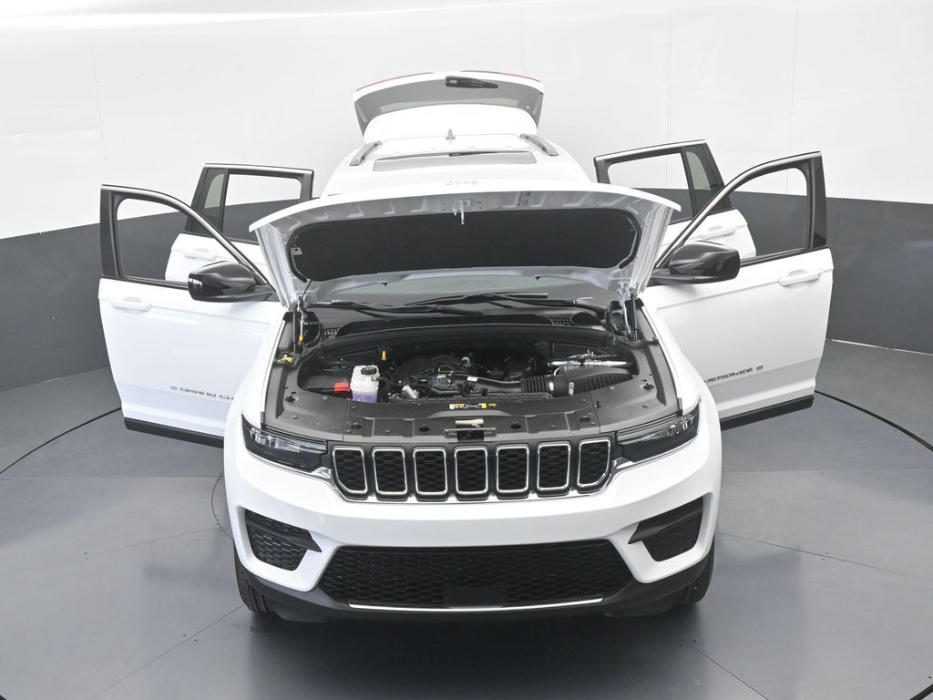 New 2026 Bright White Clearcoat Jeep Laredo image 68