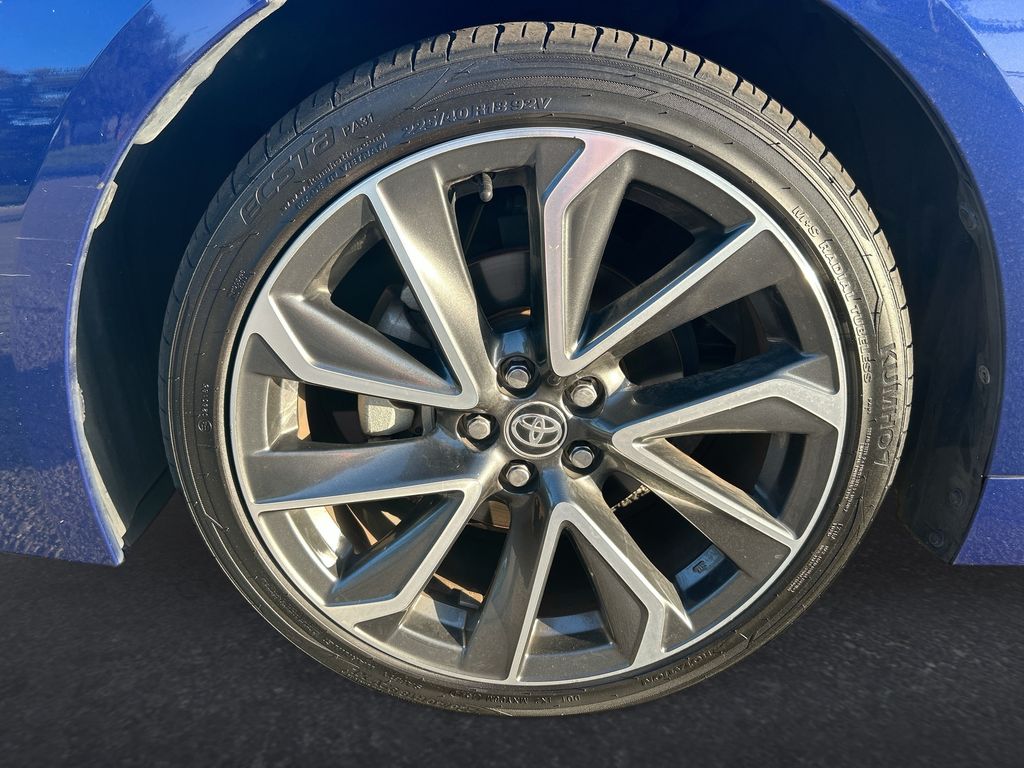 Thumbnail: 2022 Toyota Corolla - 10