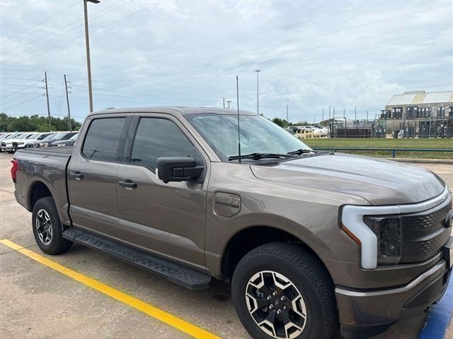 2023 Ford F-150 Lightning XLT SuperCrew AWD