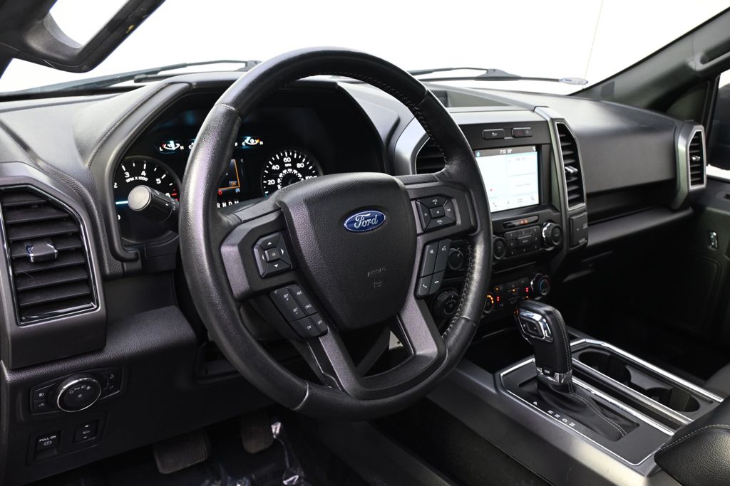 Used 2018 Silver Ford XLT image 11