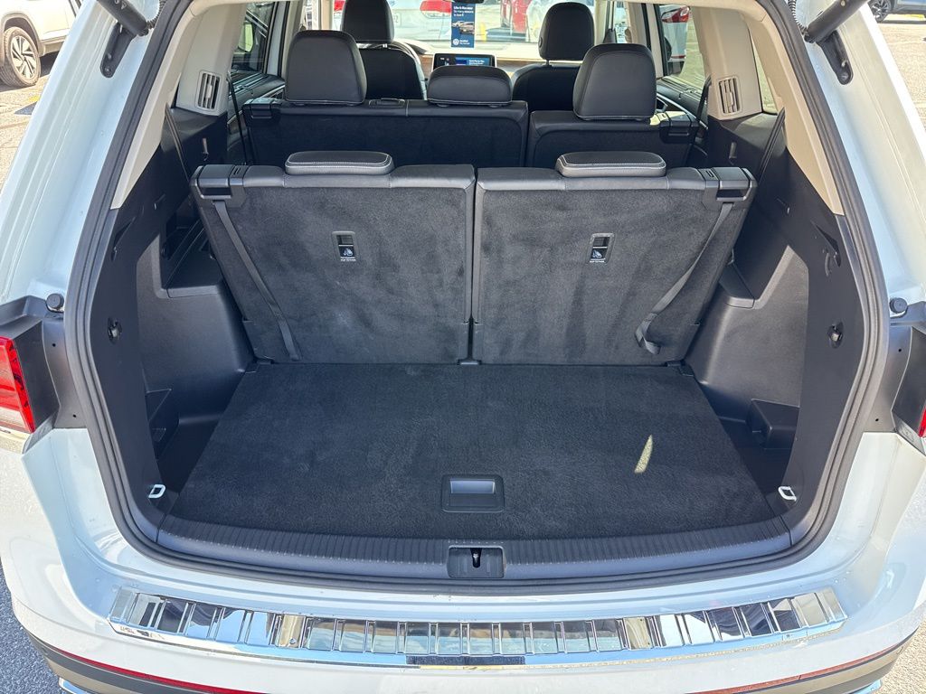 2025 Volkswagen Atlas 2.0T SE w/Technology White at Subaru and VW of Moon Township