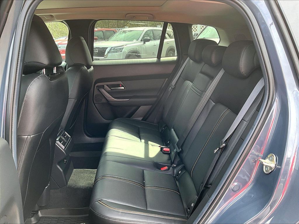 2024 Mazda CX-50 — photo 16